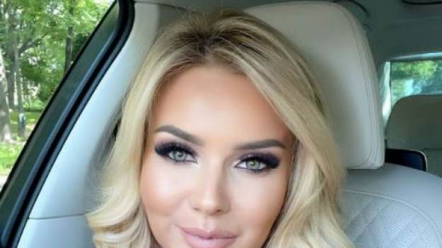 RMF Extra: Monika Chwajoł w kolorowym bikini. Fani przecierają oczy. "Petarda" [FOTO]