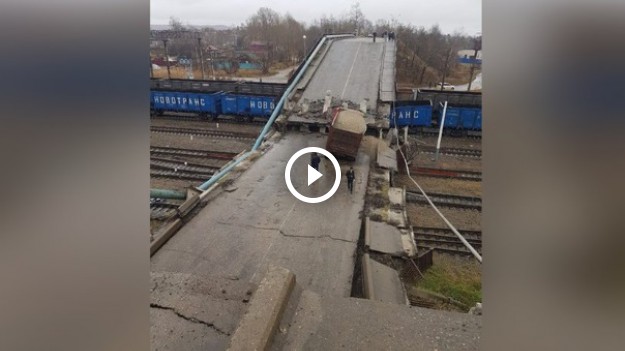 RMF Extra: Most kolei transsyberyjskiej runął: Kierowca cudem uszedł z życiem