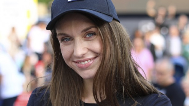 RMF Extra: Julia Kamińska pokazała niemal nagie ciało?! Nowe zdjęcie rzuciło fanów na kolana [FOTO]