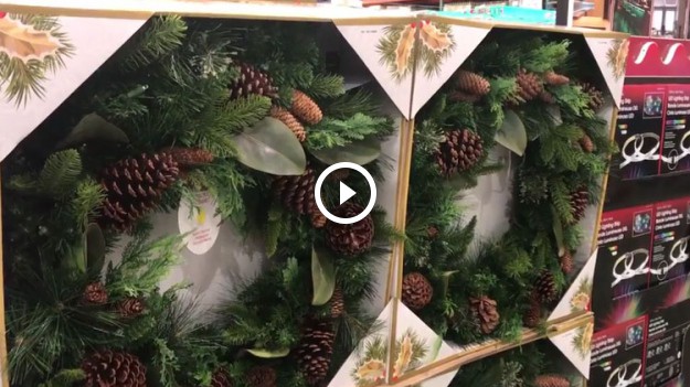 RMF Extra: W sklepach można już kupić… ozdoby świąteczne!