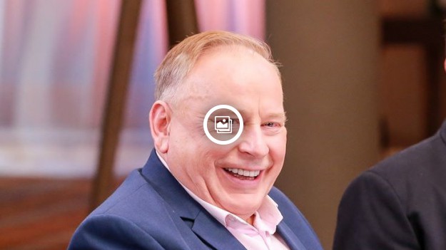 RMF Extra: Mikołaj z "Rolnik szuka żony" pokazał swoją wybrankę! Zapowiedział też zaręczyny!