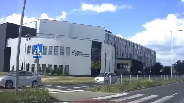 RMF Extra: Kierowca trąbił, by uratować dziecko przed śmiercią pod kołami samochodu. "Brawa za reakcję" [WIDEO]