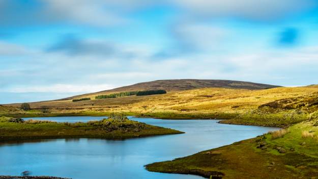 RMF Extra: Do tego jeziora wpływają 3 strumienie, ale żaden z nich nie wypływa. Wprawia naukowców w osłupienie