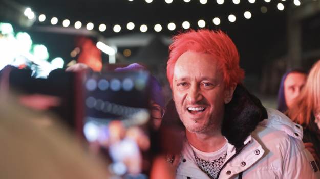 RMF Extra: Michał Wiśniewski na zdjęciu ze wszystkimi swoimi dziećmi! Kolejne jest już w drodze [FOTO]