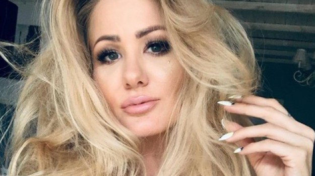 RMF Extra: Ewa Mrozowska z "Gogglebox" w szpitalu! "Jak zwykle bagatelizowałam wszystkie objawy" - przyznała w opisie