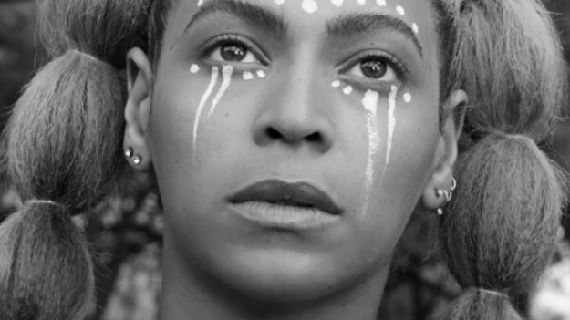 RMF Extra: Beyoncé ujawnia dwa kolejne teledyski!