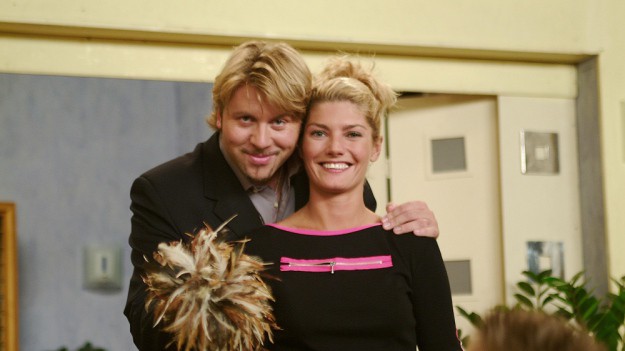 RMF Extra: Małgorzata Lewińska była gwiazdą serialu "Sąsiedzi". Co teraz robi?