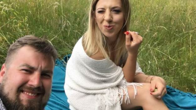 RMF Extra: "Rolnik szuka żony". Jeden z uczestników pokazał żonę. Dawid szczęśliwie zakochany! [ZDJĘCIA]