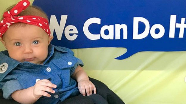 RMF Extra: Nietypowy hołd dla zasłużonych kobiet: Ta mama miała ciekawy pomysł na stylizację swojej córeczki!