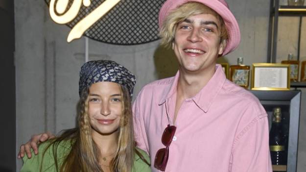 RMF Extra: Julia Wieniawa i Nikodem Rozbicki wrócili do siebie? Poruszenie pod nowym zdjęciem pary! "Miło was razem widzieć"