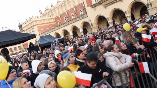 RMF Extra: #RMFPL, czyli II Ogólnopolskie śpiewanie biało-czerwonych przebojów!