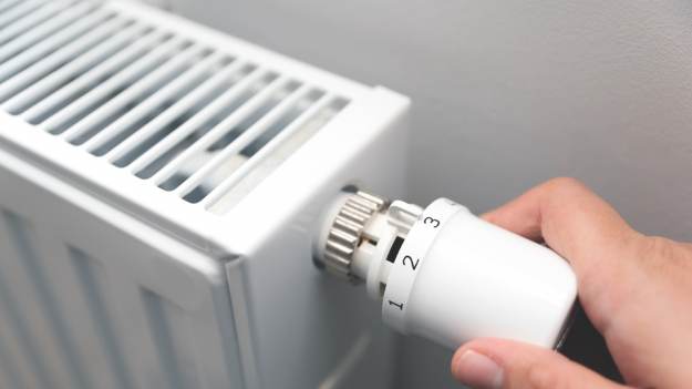 RMF Extra:  Sezon grzewczy 2025/2026. Kiedy włączą ogrzewanie?