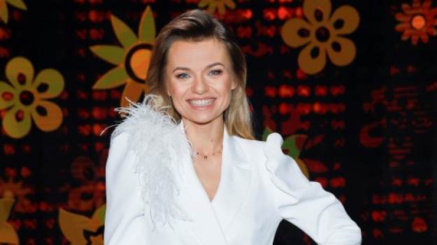 RMF Extra: Emilia Komarnicka-Klynstra w białej sukni. Pokazała zdjęcia i nagrania ze ślubu [WIDEO]