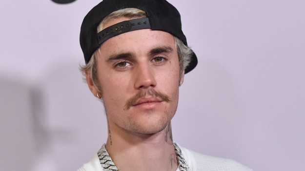 RMF Extra: Justin Bieber pokazał młodszego braciszka! Chłopiec ma już ponad milion fanów [ZDJĘCIA]