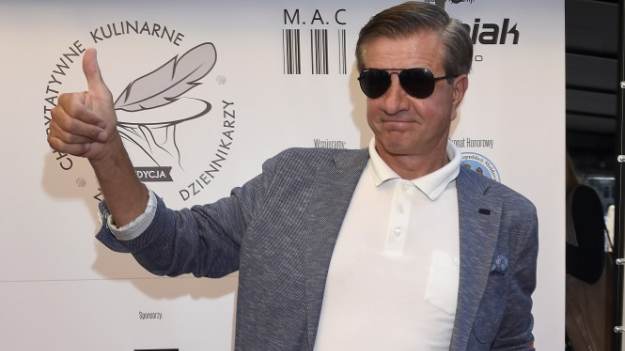 RMF Extra: Zygmunt Chajzer zawstydza muskułami i pozdrawia z Zanzibaru: "Jest gituwa"! [FOTO]