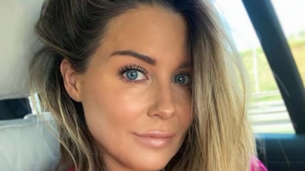 RMF Extra: Małgorzata Rozenek na mocno wyretuszowanym zdjęciu. Tak odpiera zarzuty internautów! 