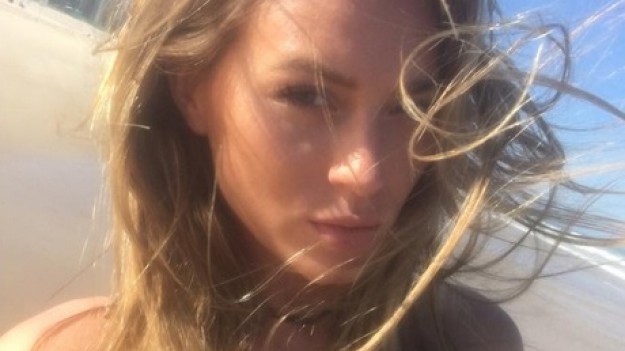 RMF Extra: Marcelina Zawadzka szaleje na wakacjach! Pokazała mocno opalony dekolt! 