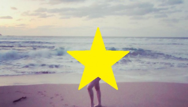 RMF Extra: Znana aktorka pochwaliła się brzuszkiem!