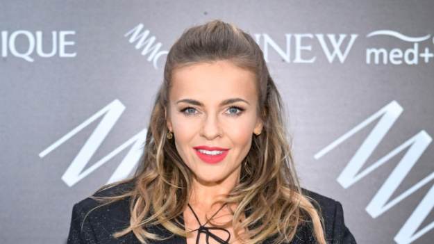 RMF Extra: Edyta Herbuś na pokazie mody. Aktorka postawiła na śmiałą stylizację [FOTO] 