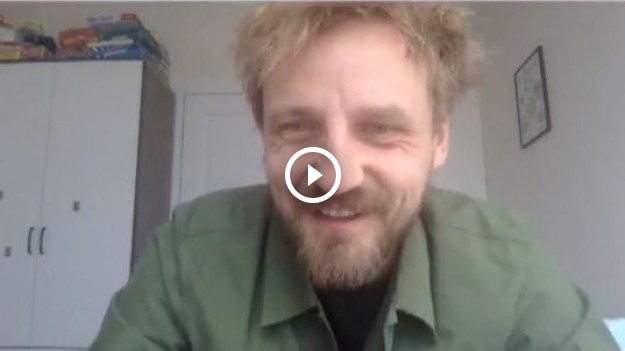 RMF Extra: Domowy Live Chat z Pawłem Domagałą. Tylko u nas premiera "Ja tak umiem"