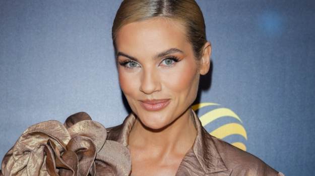 RMF Extra: Karolina Gilon w białej sukni. "Wyszłam za mąż". Internauci pytają prowadzącą "Love Island" o ślub! 