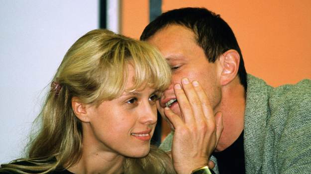 RMF Extra: Za rolę Kasi w "13 posterunku" pokochały ją tłumy. Potem zniknęła. Tak wygląda po latach [ZDJĘCIA]