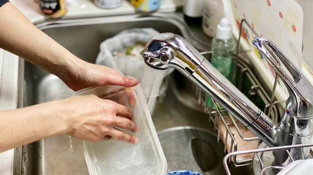 RMF Extra: Najczęstszy błąd przy segregowaniu odpadów. Czy też go popełniasz?