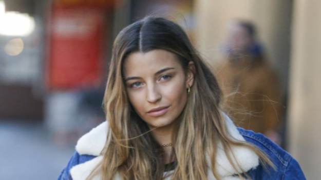 RMF Extra: Julia Wieniawa postawiła na zmiany w swoim życiu. Na pierwszy ogień – nowy kolor włosów! [WIDEO]