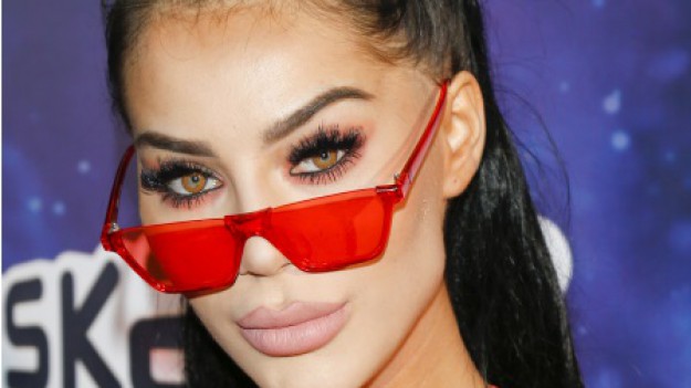 RMF Extra: Polska influencerka przez koronawirusa utknęła w Turcji. Pojechała tam zoperować nos