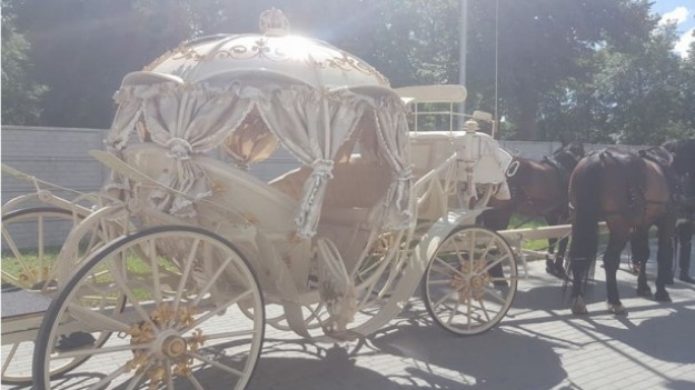 RMF Extra: Złota karoca odebrała noworodka z porodówki