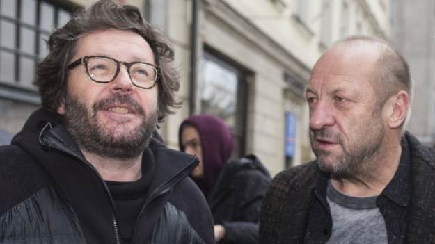 RMF Extra: Płomienie strawiły posiadłość muzyka? "Wyjątkowo trudna noc, moja wioska płonęła" [WIDEO]