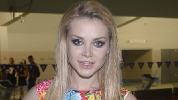 RMF Extra: Ola Ciupa po raz kolejny zachwyca! Odważnie eksponuje biust w koronowym biustonoszu [FOTO]