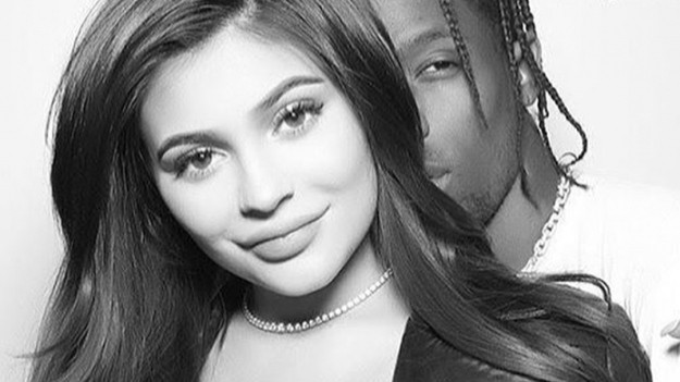 RMF Extra: Były chłopak Kylie Jenner wypowiedział się na temat ciąży celebrytki! Wydał cały sekret?!