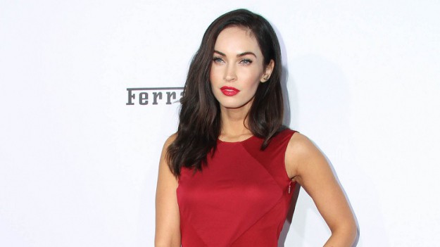 RMF Extra: Prawie naga Megan Fox w szokującej sesji z chłopakiem? "Megan przestań" [ZDJĘCIA +18]