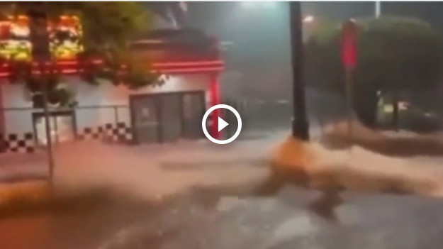 RMF Extra: Nowy Jork pod wodą. Przerażeni mieszkańcy publikują dramatyczne nagrania! [WIDEO] 