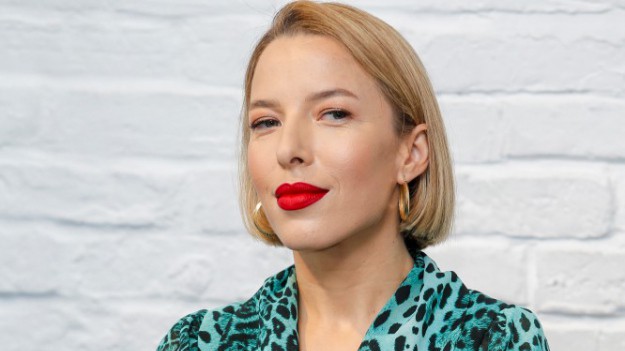 RMF Extra: Ewa Chodakowska eksponuje wysportowane ciało w odważnym bikini. Gorące zdjęcie trafiło do sieci