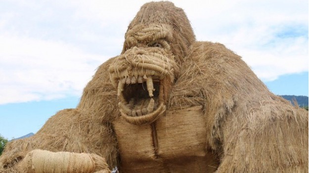 RMF Extra: Dożynki z rozmachem: ogromne zwierzaki... ze słomy