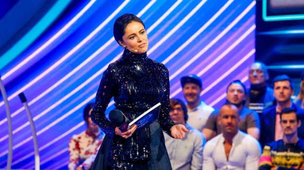 RMF Extra: "Big Brother 2". Interwencja medyczna po imprezie? Jedna z uczestniczek zaczęła się dusić