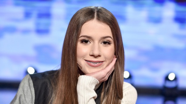 RMF Extra: Roksana Węgiel eksperymentuje z wizerunkiem. Przeszła odważną metamorfozę. Poznalibyście ją?