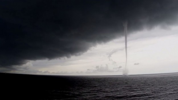 RMF Extra: Bajeczna Polska: Trąby wodne nad Bałtykiem. Spektakularne i niebezpieczne