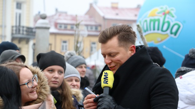 RMF Extra: Choinki pod choinkę: Już jutro Rafał Brzozowski przyjedzie ze świątecznymi drzewkami do Szczecina!
