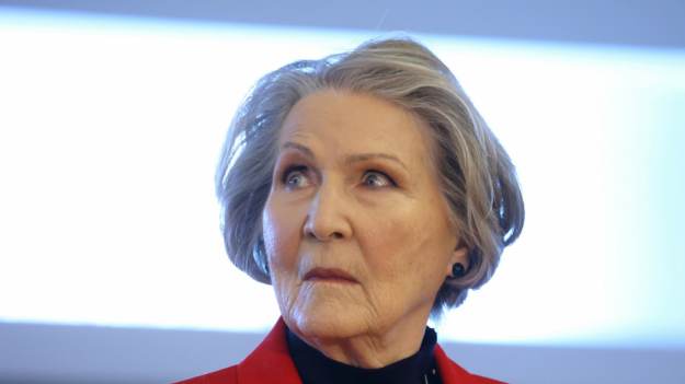 RMF Extra: Irena Santor trafiła do szpitala! 89-letnia gwiazda przeszła operację