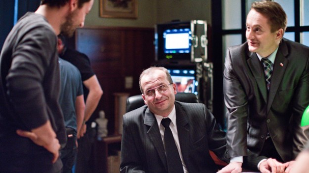 RMF Extra: "Ucho prezesa" znika z YouTube. Co dalej z serialem?