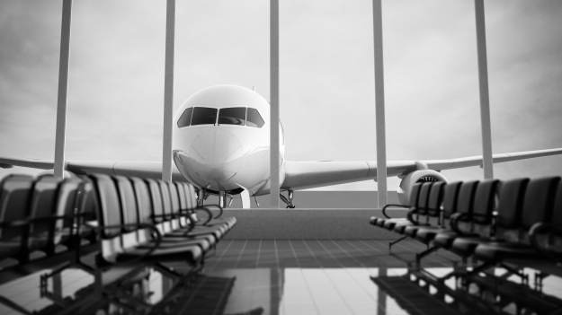 RMF Extra: Tragedia na lotnisku. Taśma bagażowa wciągnęła włosy 26-latki