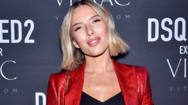 RMF Extra: Ewa Chodakowska na odważnym nagraniu w samym bikini. Internauci: "Można patrzeć bez końca"