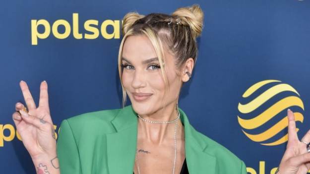 RMF Extra: Karolina Gilon pozuje bez stanika. Modelka zdradza pierwsze szczegóły "Love Island" [ZDJĘCIE]