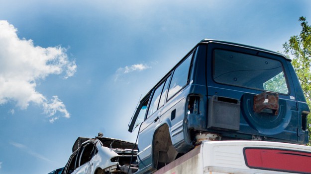 RMF Extra: Rzuciła go dziewczyna, więc zdemolował dwa samochody