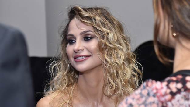 RMF Extra: Hanna Żudziewicz w stroju kąpielowym. Tancerka odsłoniła ciało cztery miesiące po porodzie. "Figura bomba"