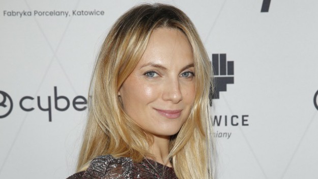 RMF Extra: Aktorka "Na Wspólnej" w lateksowym stroju. "Po prostu seksbomba!" - komentują internauci