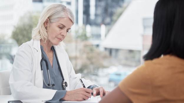 RMF Extra: Kiedy skierowanie na NFZ traci ważność? Przepisy nie są dla wszystkich jednakowe